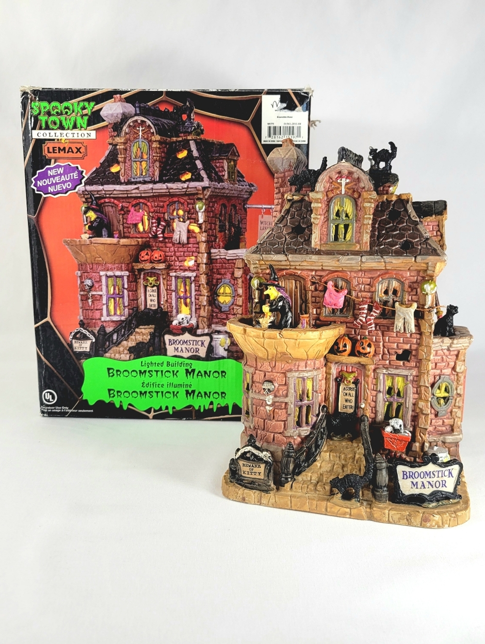 Lemax Spooky Town Broomstick Manor Halloween Village 2011 Illuminated Box - Read